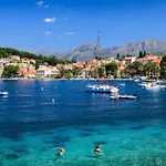 Bacev By Vintage Travel Willa
